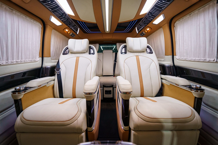 Mercedes-Benz V-Class “bien hinh” toan dien voi goi do Mansory-Hinh-6