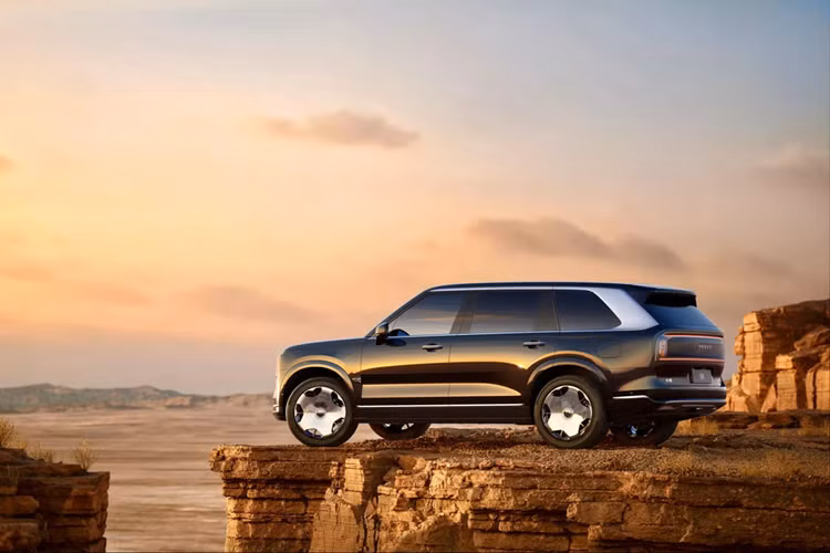 Zeekr 9X - “Rolls Royce Cullinan Trung Quoc” gia chi nhu BMW X5-Hinh-14