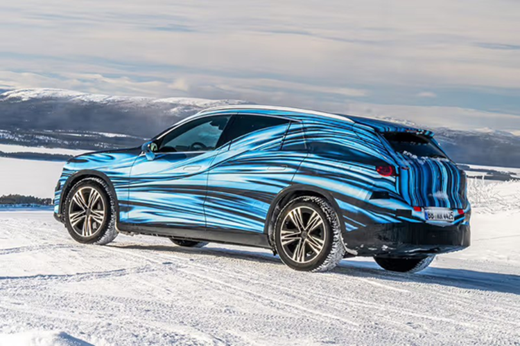 Mercedes-Benz GLC EV rục rịch ra mắt, lăn bánh 650 km/lần sạc - Hình 6 Mercedes-Benz GLC EV ruc rich ra mat, lan banh 650 km/lan sac-Hinh-6