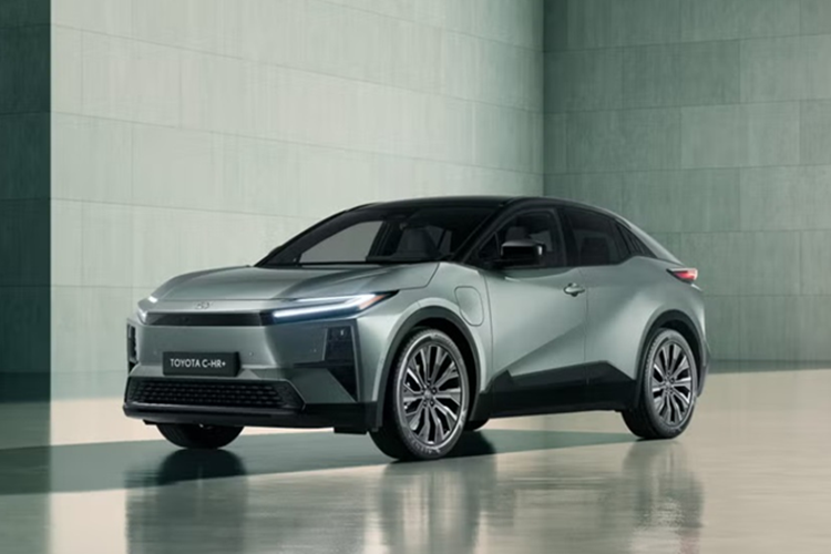 SUV dien Toyota C-HR+ 2025 ra mat, cung phan khuc VinFast VF8