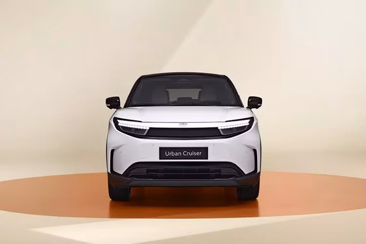 Soi can canh Toyota Urban Cruiser EV, doi thu Hyundai Creta Electric-Hinh-11