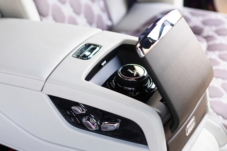 Xem chi tiết Rolls-Royce Ghost Extended Series II “The Encounter” - Hình 6 Xem chi tiet Rolls-Royce Ghost Extended Series II “The Encounter”-Hinh-6