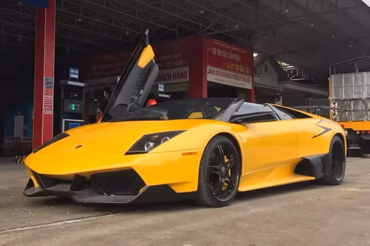 Chiec Lamborghini Murcielago LP640-4 doc nhat Viet Nam tai xuat