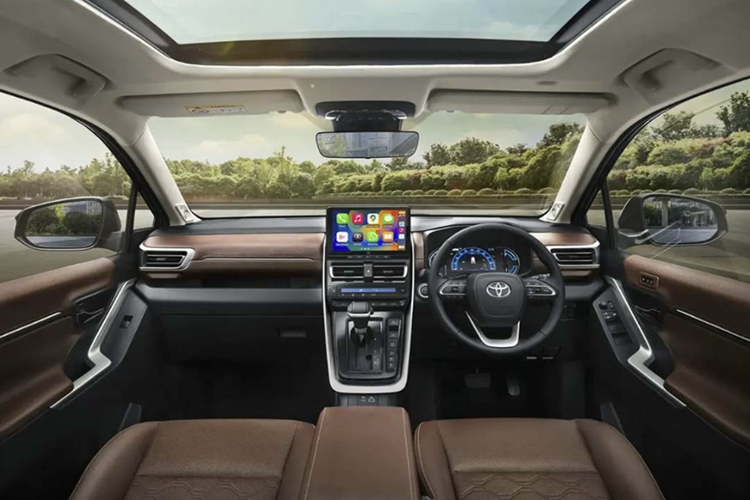 Toyota Innova Exclusive Edition - MPV "uống xăng" chỉ 4,3 lít/100km - Hình 4 Toyota Innova Exclusive Edition - MPV