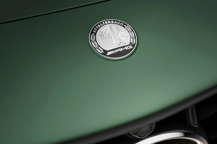 Tan thay Mercedes-AMG SL63 hon 12 ty dau tien ve Viet Nam-Hinh-5