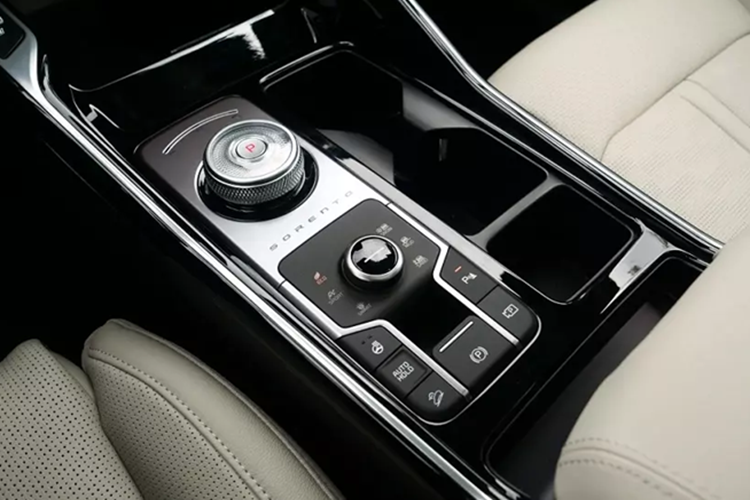 Kia Sorento 2025 sap ra mat Viet Nam, Hyundai SantaFe de chung-Hinh-9