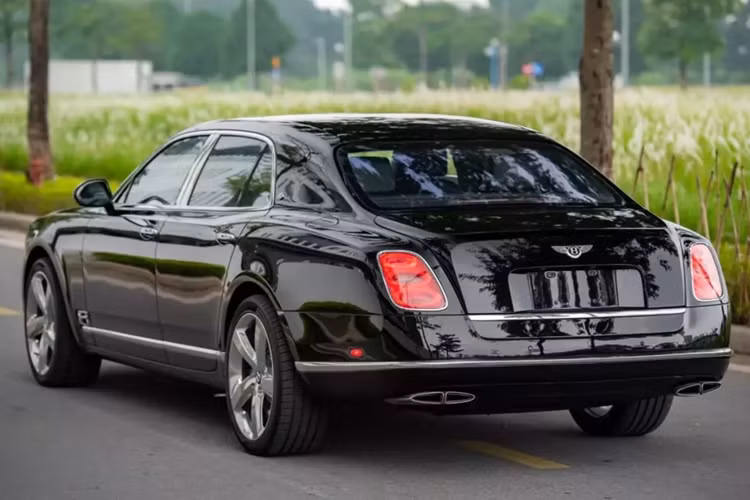 Bentley Mulsanne Le Mans gan 10 ty doc nhat 