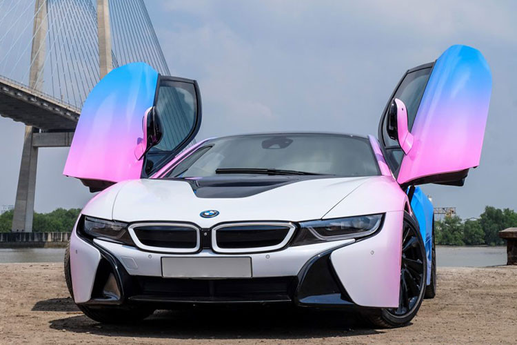 Sieu xe dinh dam Viet Nam mot thoi - BMW i8 