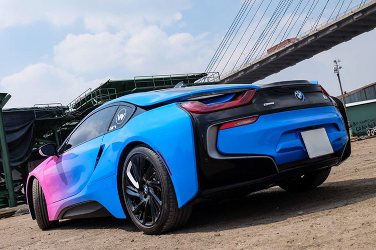 Sieu xe dinh dam Viet Nam mot thoi - BMW i8 