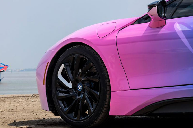 Sieu xe dinh dam Viet Nam mot thoi - BMW i8 