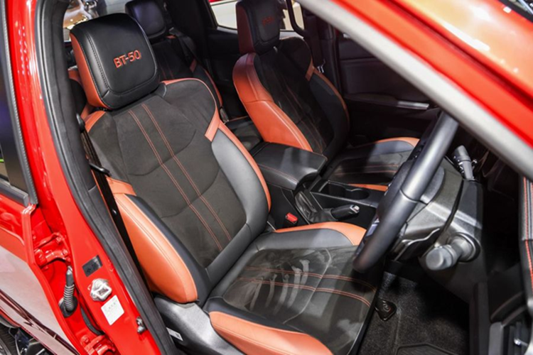 Mazda BT-50 2025 tu 570 trieu - 1,01 ty sap ve Viet Nam-Hinh-5