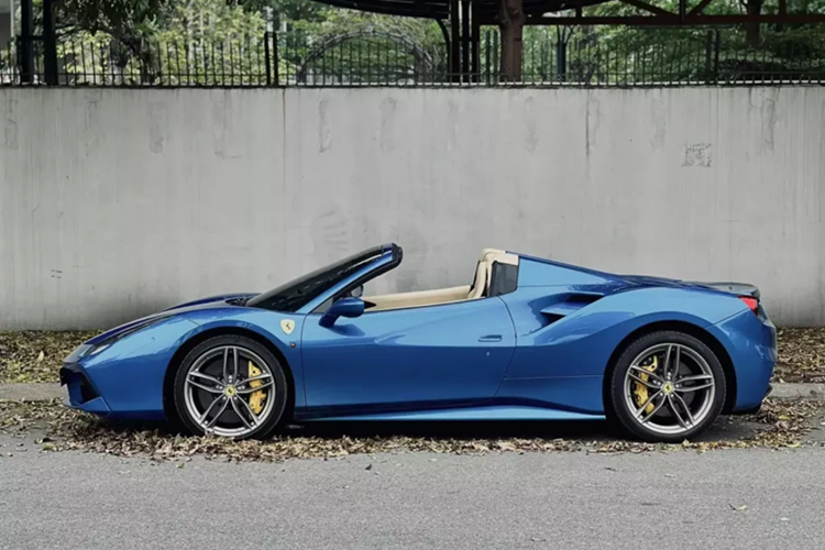 Ferrari 488 Spider 