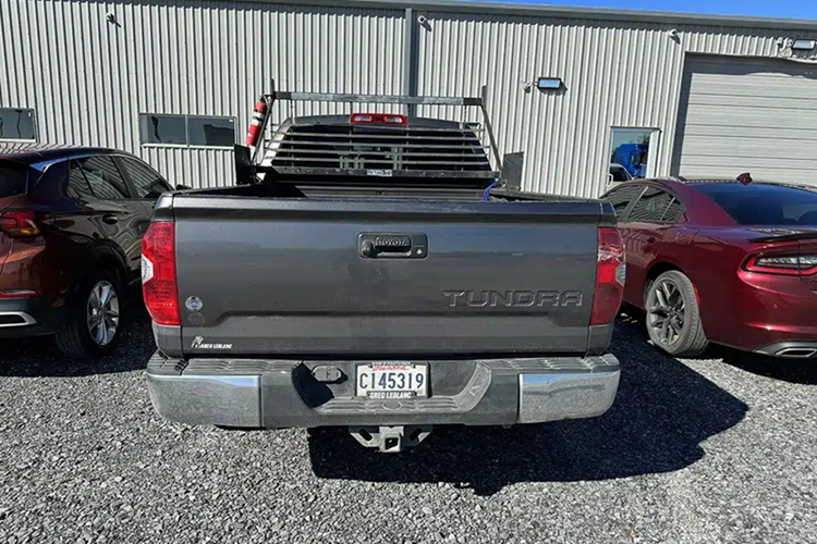 Toyota Tundra 2014 lan banh toi 1,6 trieu km, van su dung tot-Hinh-5