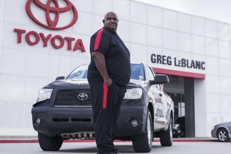 Toyota Tundra 2014 lan banh toi 1,6 trieu km, van su dung tot