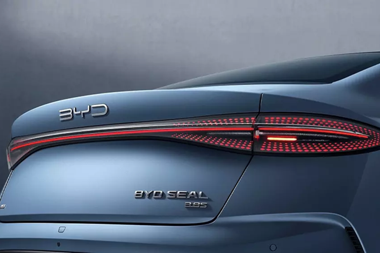 BYD Seal 2025 ra mat Dong Nam A, lieu co ve Viet Nam?-Hinh-3