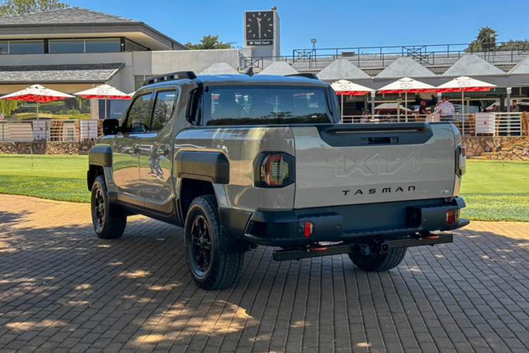 Kia Tasman từ 658 triệu đồng, rẻ hơn "vua bán tải" Ford Ranger - Hình 4 Kia Tasman tu 658 trieu dong, re hon