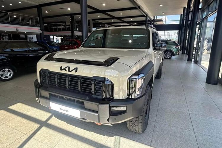 Kia Tasman từ 658 triệu đồng, rẻ hơn "vua bán tải" Ford Ranger - Hình 3 Kia Tasman tu 658 trieu dong, re hon