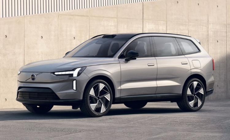 Ly do hang xe Volvo bo nhiem lai cuu CEO Hakan Samuelsson?-Hinh-2