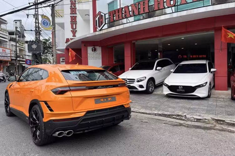 Cận cảnh siêu SUV Lamborghini Urus S bạc tỷ đầu tiên ở Đà Nẵng - Hình 3 Can canh sieu SUV Lamborghini Urus S bac ty dau tien o Da Nang-Hinh-3