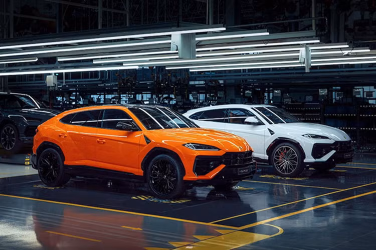 Cận cảnh siêu SUV Lamborghini Urus S bạc tỷ đầu tiên ở Đà Nẵng - Hình 6 Can canh sieu SUV Lamborghini Urus S bac ty dau tien o Da Nang-Hinh-6