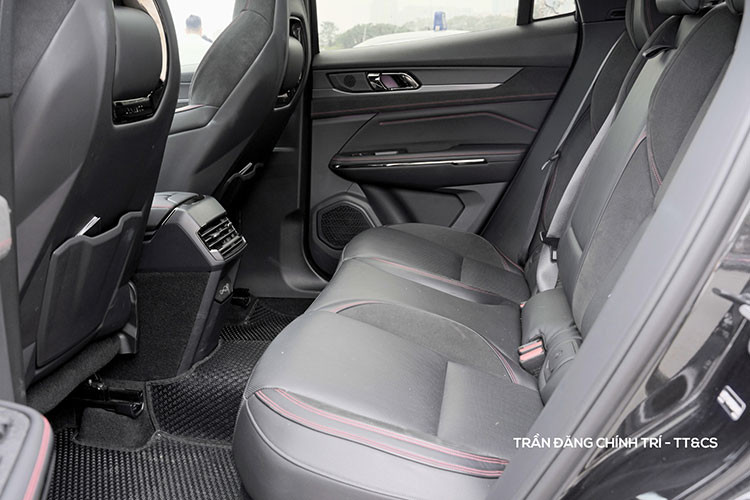 Danh gia Lynk & Co 05 gia 1,59 ty dong tai Viet Nam-Hinh-5