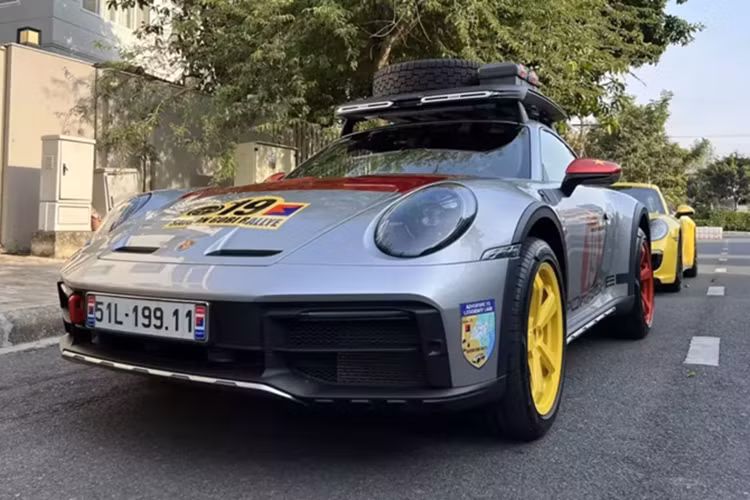 Porsche 911 Dakar cua dai gia Viet 