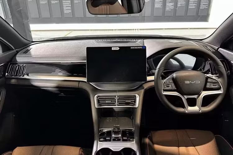 Loạt ôtô Trung Quốc đổ bộ Việt Nam, đa dạng giá tiền - Hình 5 Loat oto Trung Quoc do bo Viet Nam, da dang gia tien-Hinh-5