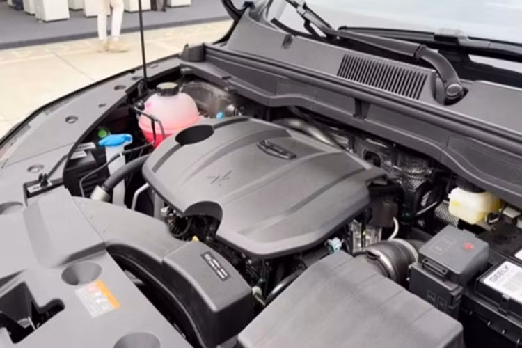 Loạt ôtô Trung Quốc đổ bộ Việt Nam, đa dạng giá tiền - Hình 13 Loat oto Trung Quoc do bo Viet Nam, da dang gia tien-Hinh-13