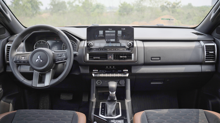 Danh gia Mitsubishi Triton the he moi - da dang nhu cau su dung-Hinh-3