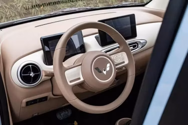 Cận cảnh Wuling Hongguang Mini EV 5 cửa siêu rẻ từ 147 triệu đồng - Hình 6 Can canh Wuling Hongguang Mini EV 5 cua sieu re tu 147 trieu dong-Hinh-6