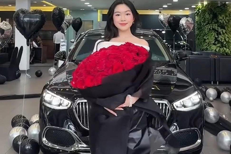 Mercedes-Benz Maybach gan 9 ty do dang Lo Lem con gai Quyen Linh-Hinh-9