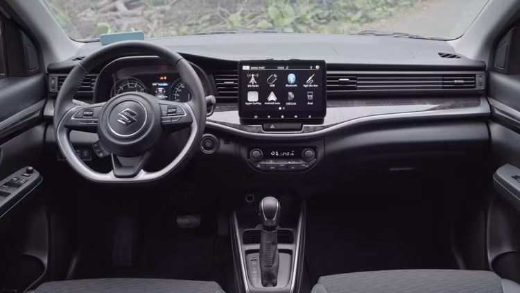 Suzuki XL7 Hybrid tu 599 trieu, xe 7 cho ly tuong cho gia dinh?-Hinh-7