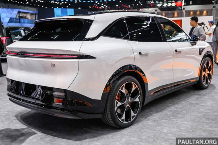 Zeekr 7X - SUV điện sạc siêu nhanh từ 812 triệu sắp về Việt Nam? - Hình 5 Zeekr 7X - SUV dien sac sieu nhanh tu 812 trieu sap ve Viet Nam?-Hinh-5