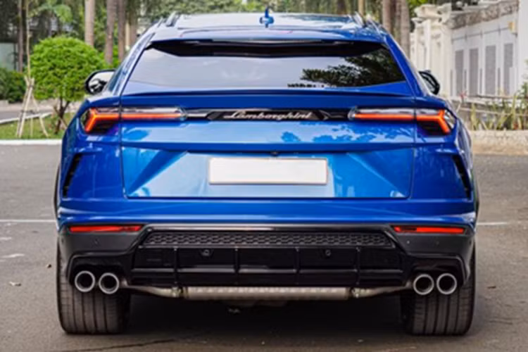 Đại gia Sài thành "xài" Lamborghini Urus 4 năm, bán lỗ hơn 10 tỷ - Hình 7 Dai gia Sai thanh