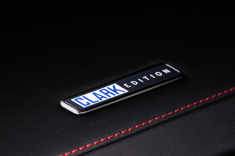 Lotus Emira Clark Edition tu 3.79 ty dong, tri an Jim Clark-Hinh-12