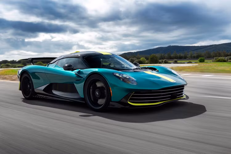 Aston Martin thu nghiem sieu xe Valhalla manh 1.064 ma luc-Hinh-2