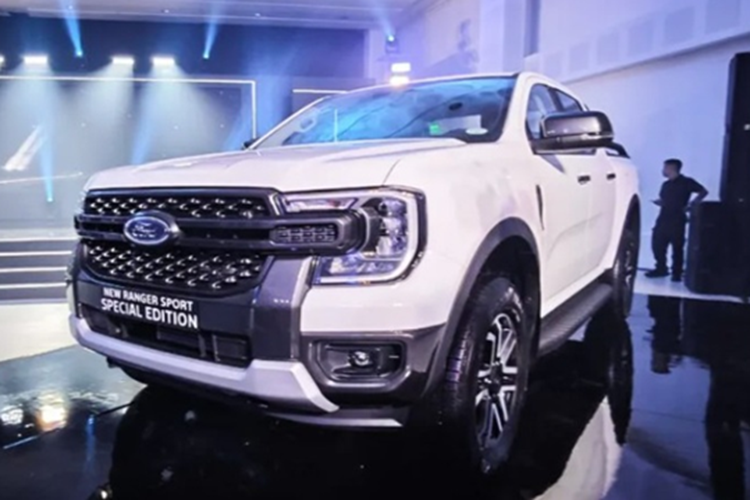Ford ra mat Everest va Ranger Sport Special Edition tu 715 trieu dong-Hinh-6