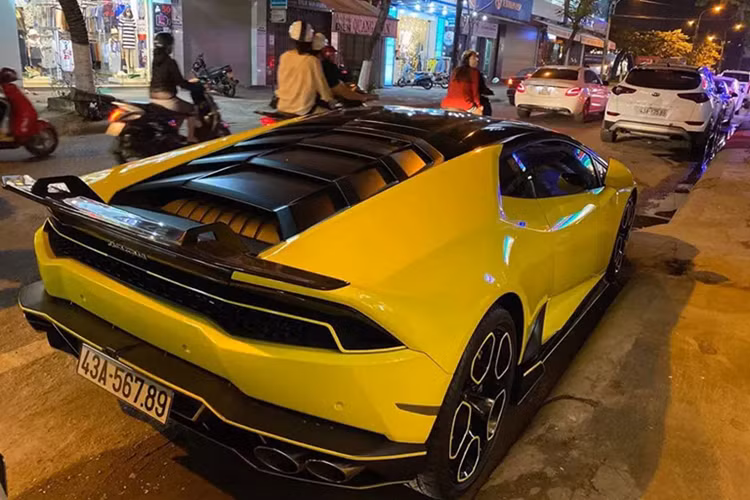 Lamborghini Huracan bien 