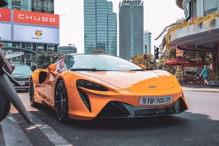 Tan thay McLaren Artura Spider gan 17 ty dong cua dai gia Sai thanh