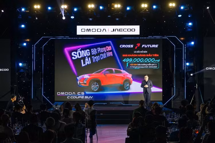 Omoda C5 Luxury bat ngo 