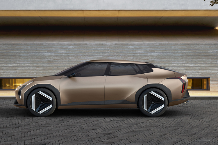Kia EV4 hatchback va sedan - “mon la” cho thi truong oto dien-Hinh-10