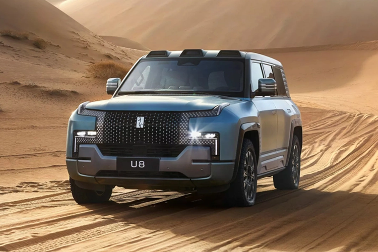 Yangwang U8L - SUV điện hạng sang của BYD với 7 chỗ ngồi - Hình 3 Yangwang U8L - SUV dien hang sang cua BYD voi 7 cho ngoi-Hinh-3