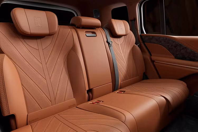 Yangwang U8L - SUV dien hang sang cua BYD voi 7 cho ngoi-Hinh-10