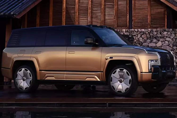 Yangwang U8L - SUV điện hạng sang của BYD với 7 chỗ ngồi Yangwang U8L - SUV dien hang sang cua BYD voi 7 cho ngoi