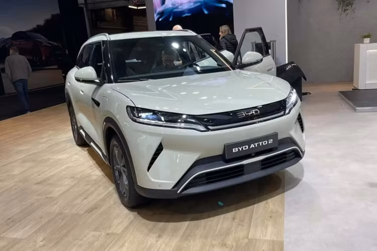 BYD Atto 2 2025 "giá mềm" ra mắt, lăn bánh 312 km/sạc - Hình 6 BYD Atto 2 2025
