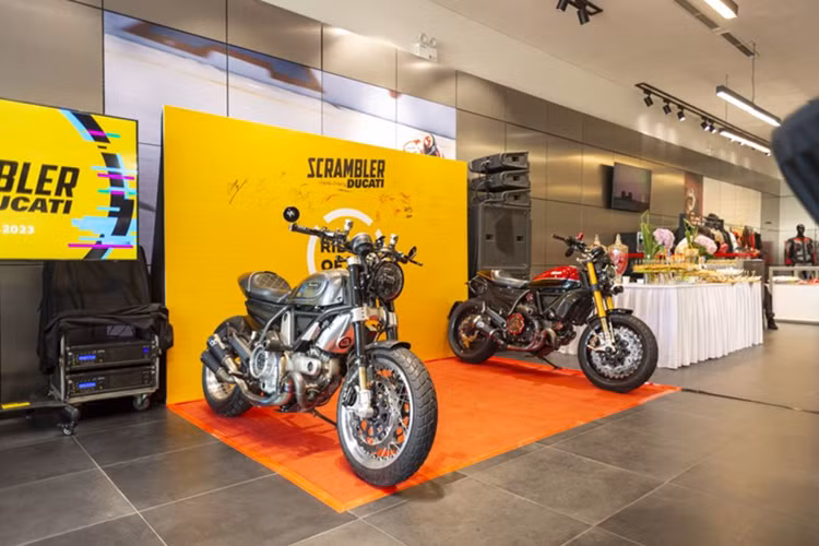 Ducati se nghi ban moto tai mien Bac tu 1/4 vi e am