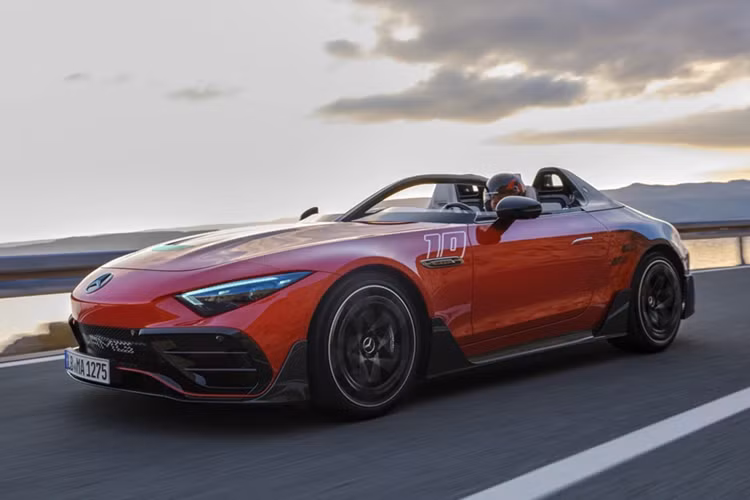 Ngam sieu pham Mercedes-AMG PureSpeed gioi han 250 chiec-Hinh-11