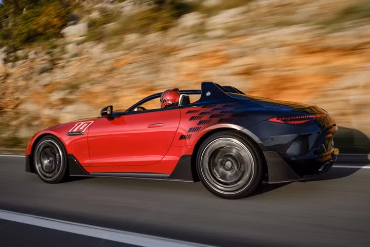 Ngam sieu pham Mercedes-AMG PureSpeed gioi han 250 chiec-Hinh-10