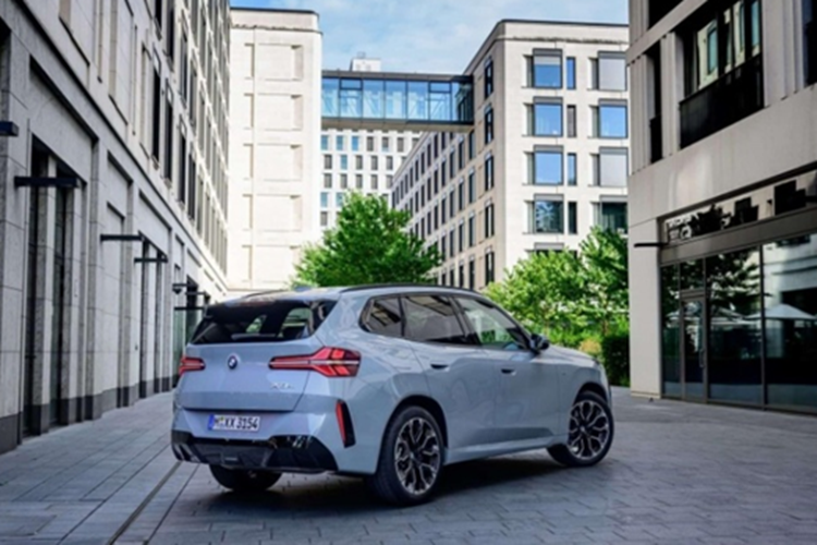 BMW X3 2025 sap ra mat Viet Nam, san sang 