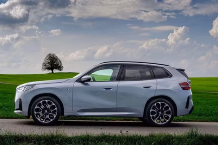 BMW X3 2025 sap ra mat Viet Nam, san sang 